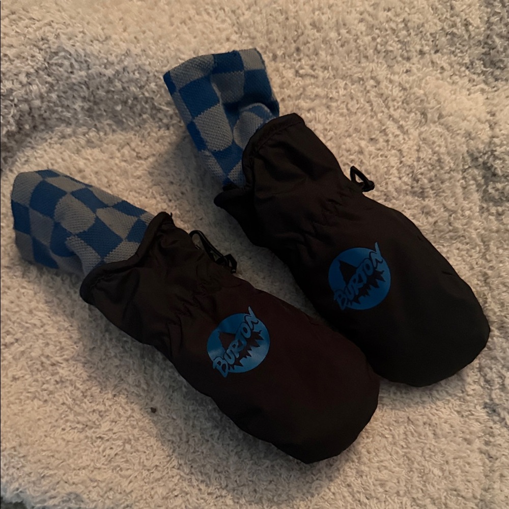 Burton mittens
